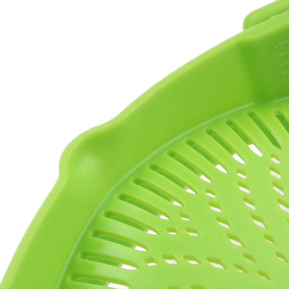 Clip-On Silicone Pot Strainer