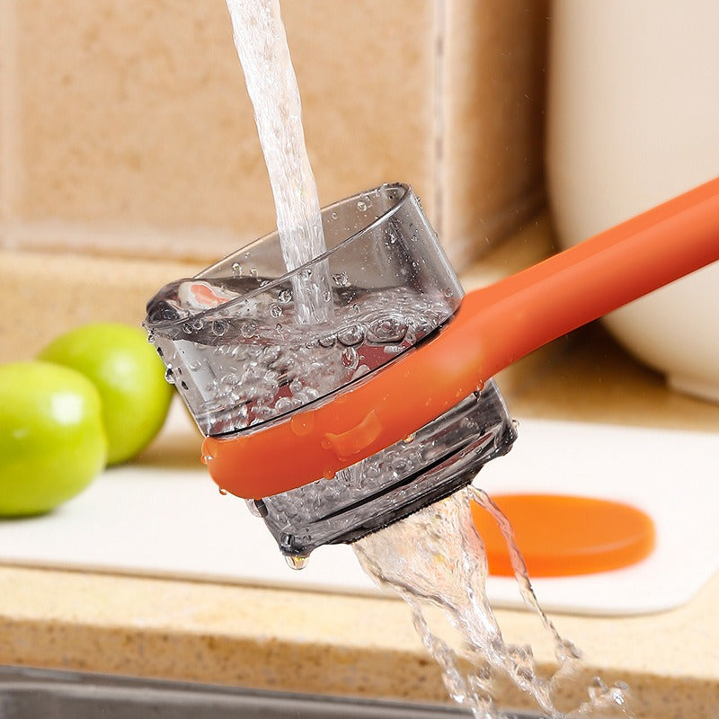 Vegetable Peeler with Peel Collector
